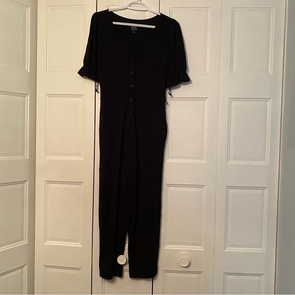Gap Jumpsuit black button front jersey material stretchy - Picture 3 of 13